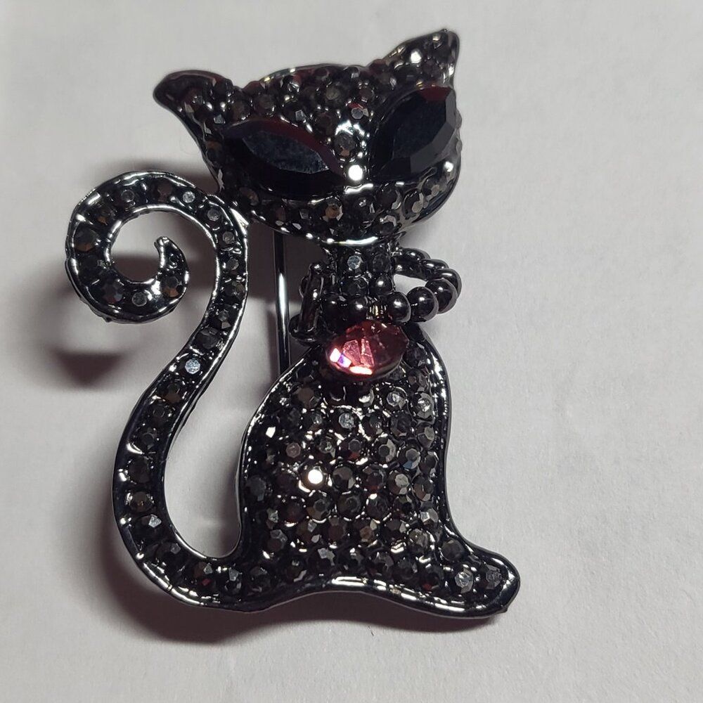 Black & Pink Austrian Crystal Oxidized Silver Cat Brooch